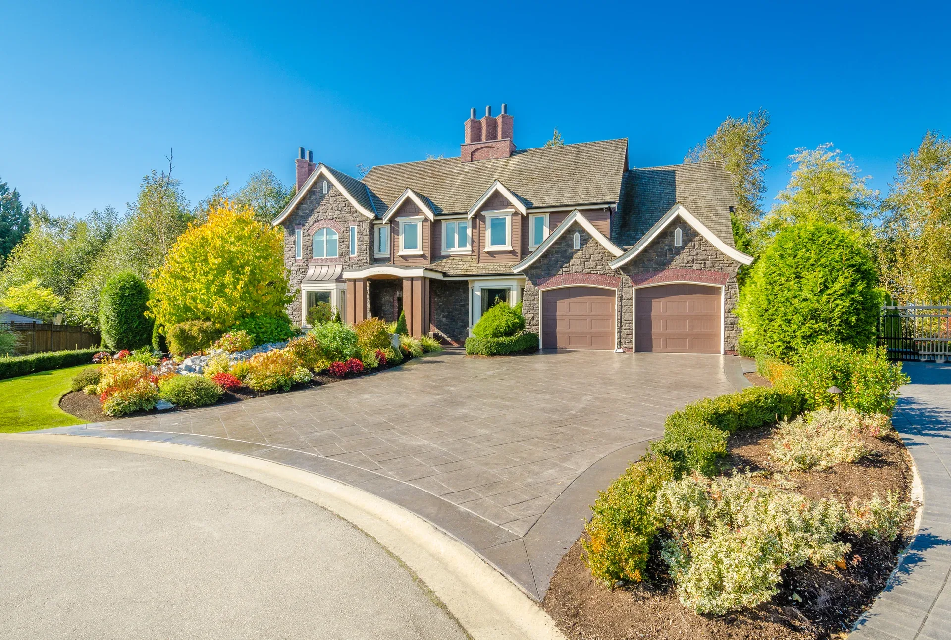 A one-of-a-kind luxury exterior — the market segment where fully custom web design most often earns its price